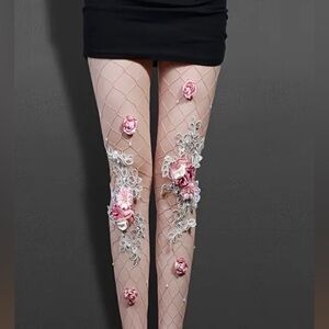 Fishnet 3D Floral